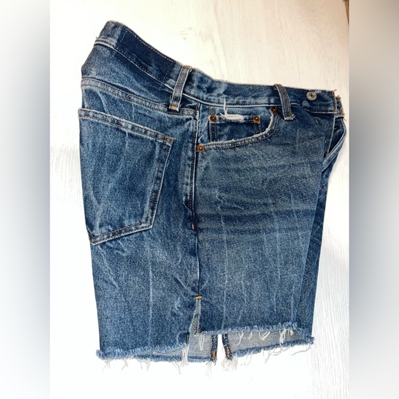 Abercrombie & Fitch Distressed Denim Cutoff Shorts - Picture 9 of 13